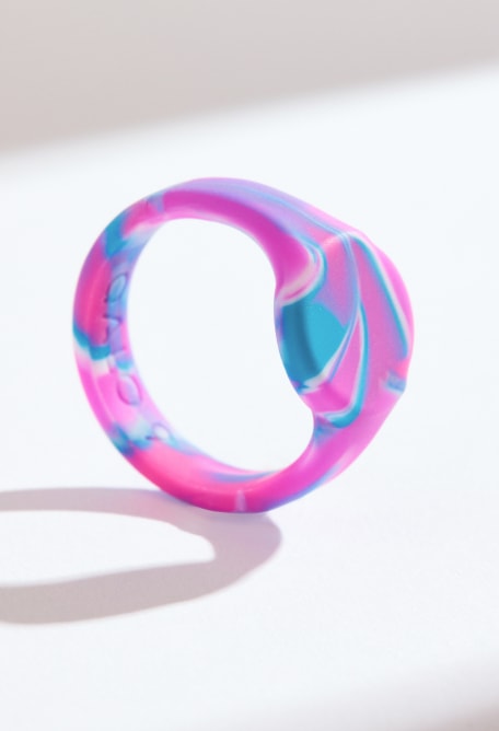 Women??s Tie Dye Signet Silicone Ring - Image 5