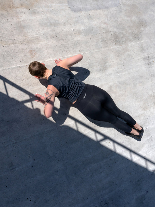 QALO Women's Slate Grey Born Primitive Flex Tank Top - Image 3